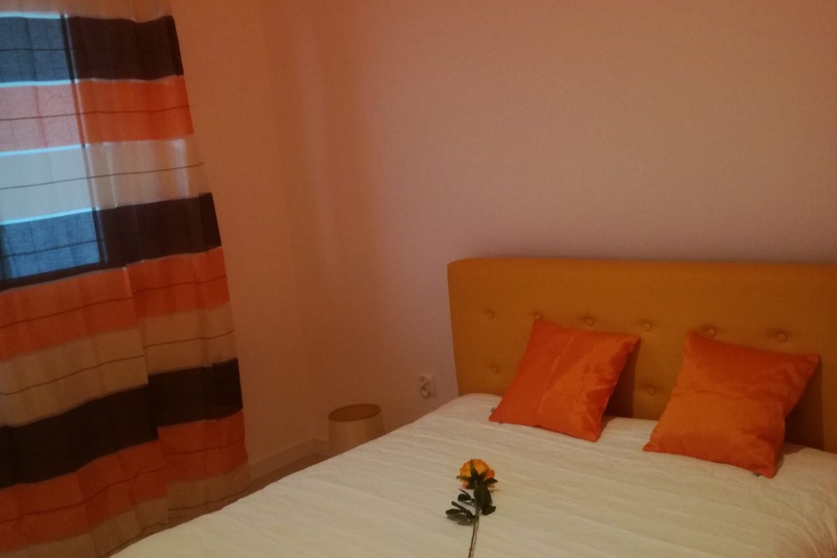 Apartament A (2+2) „Mandarynkowy” dav