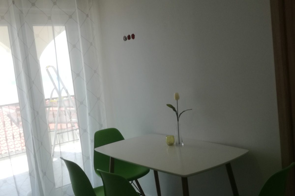 Apartament D (2+2) „Zielone Jabłuszko” bty