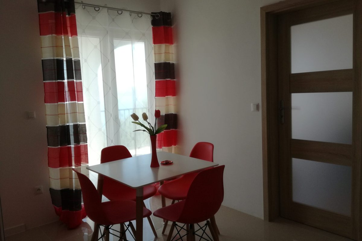 Apartament C (2+2) „Czerwone Serduszko” bty